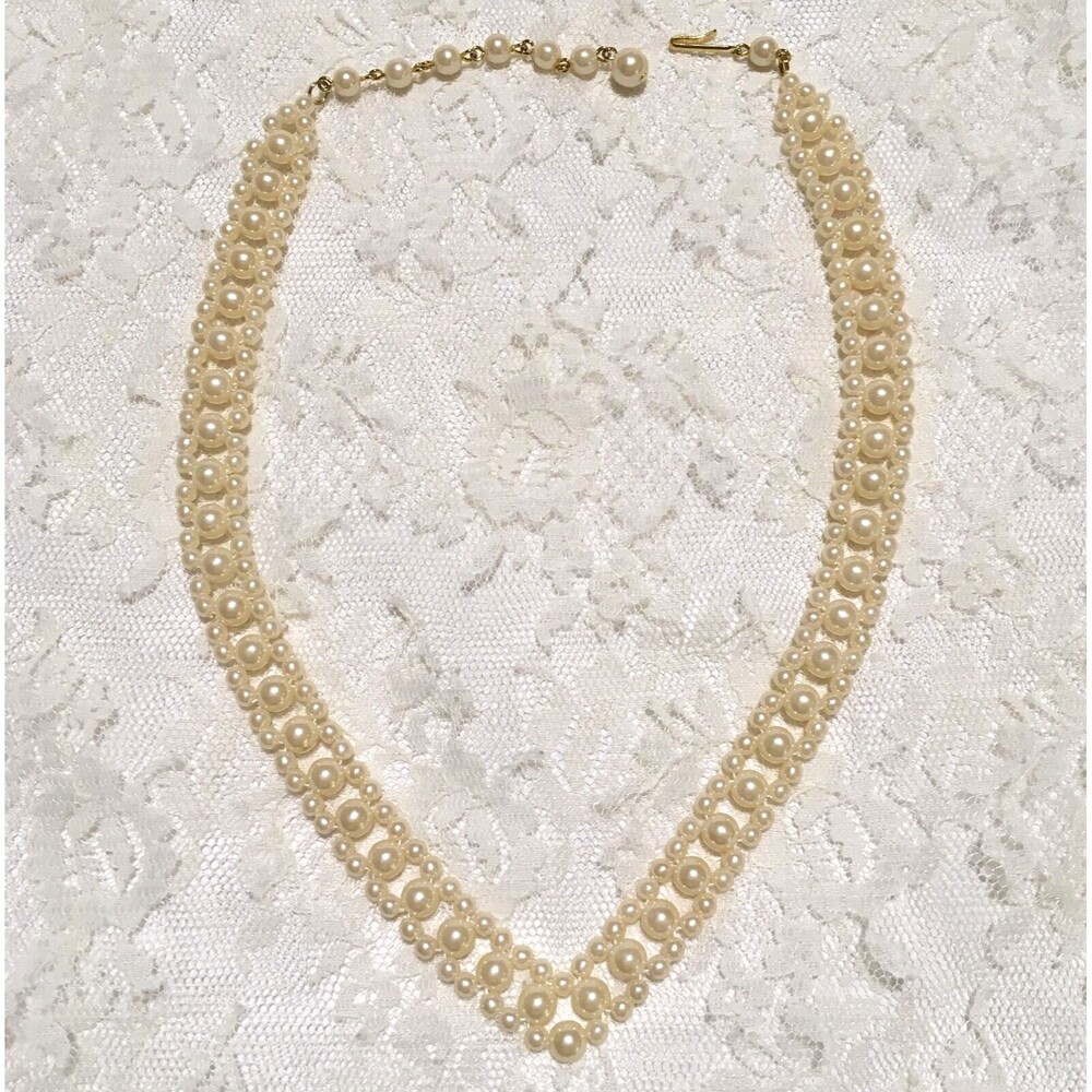 Vintage Faux Pearl Bead Necklace V Collar Woven Elegant Spring Garden Party